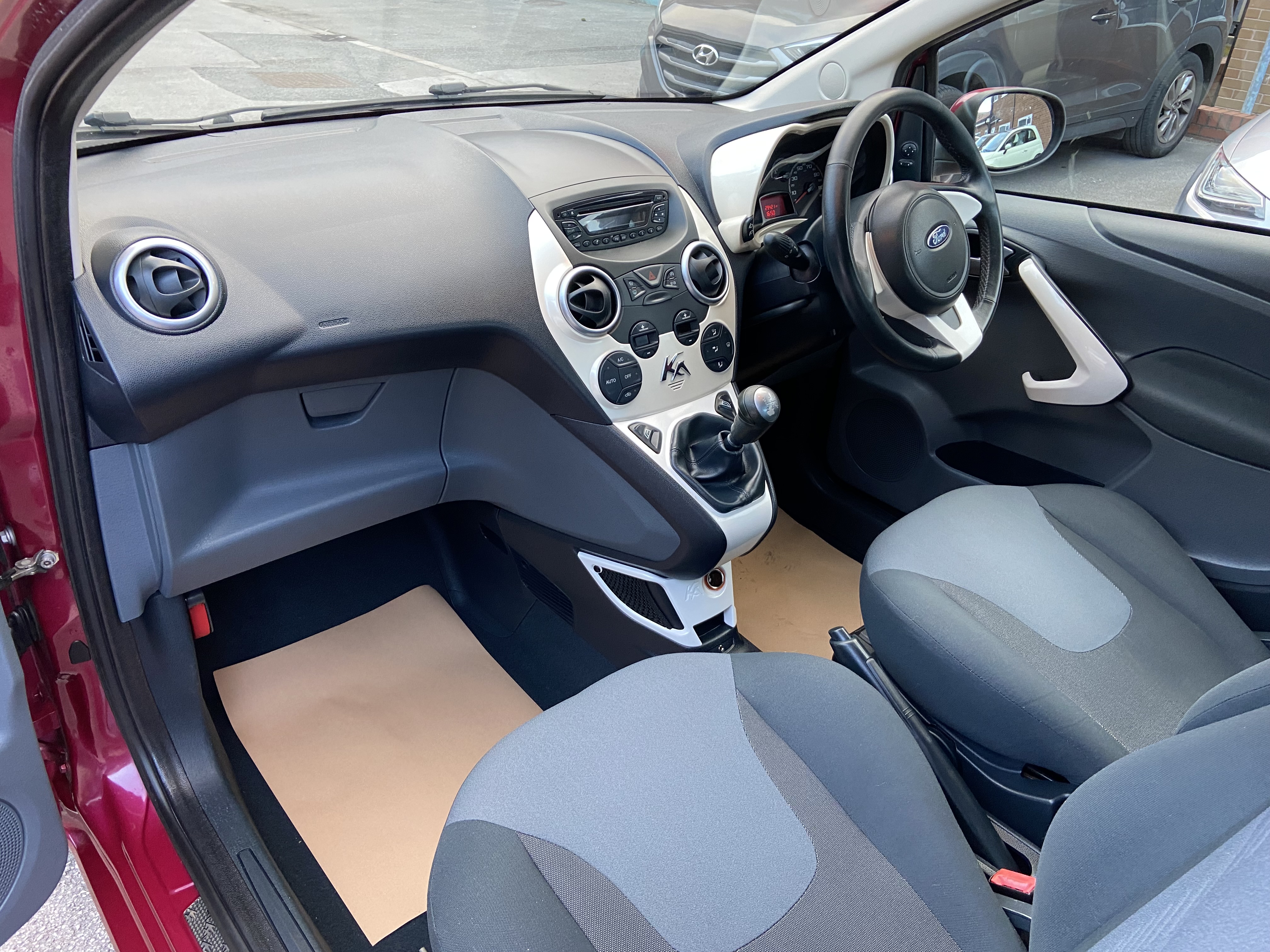 additional car image