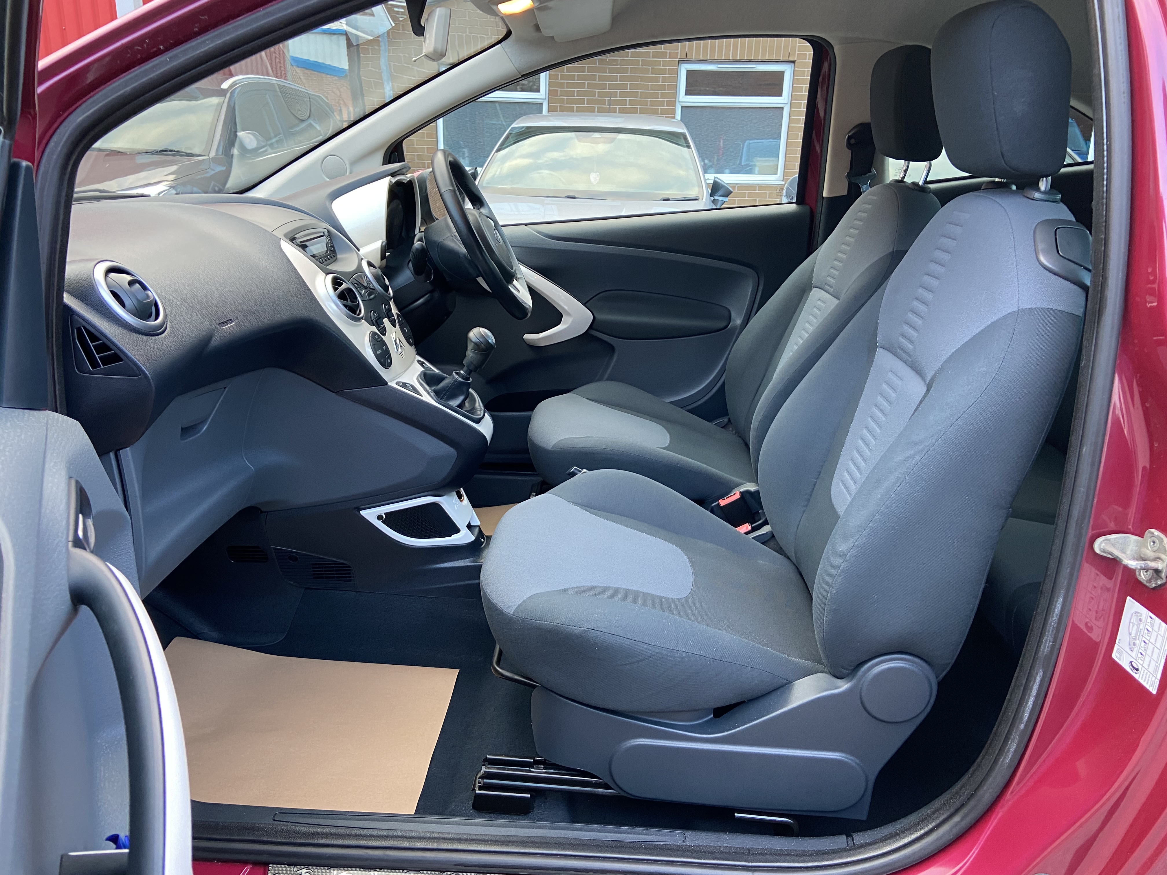 additional car image