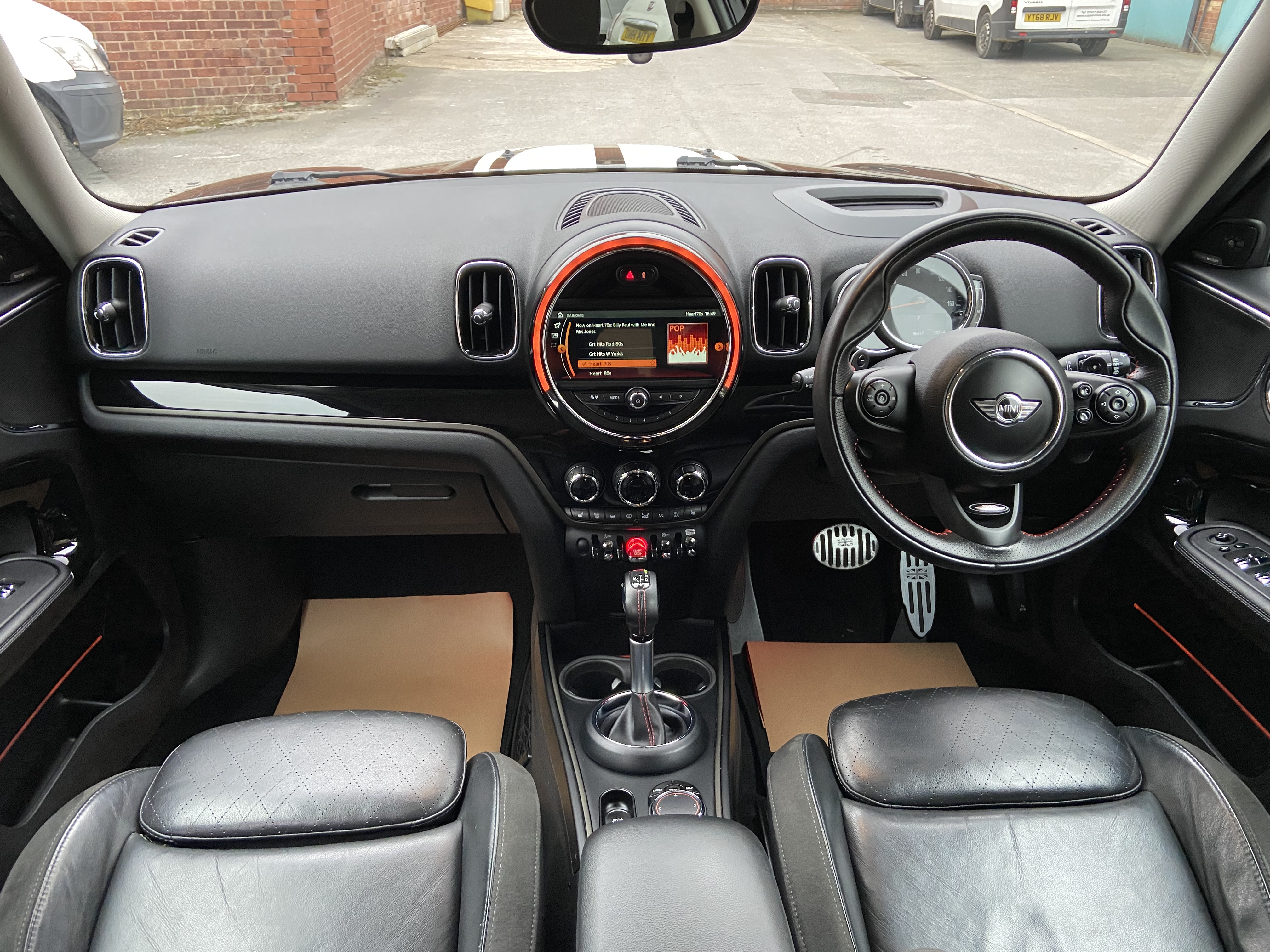 additional car image