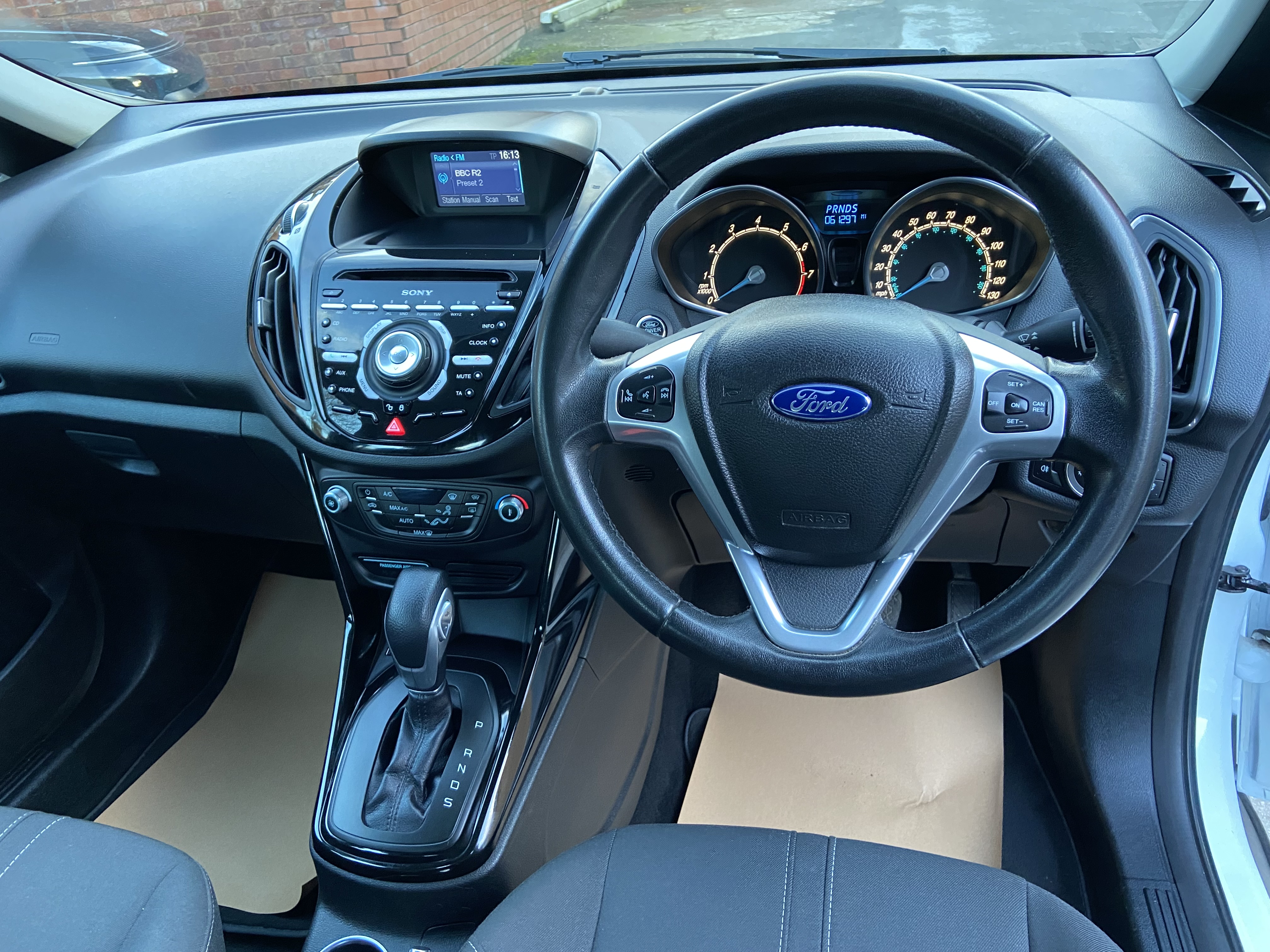 additional car image