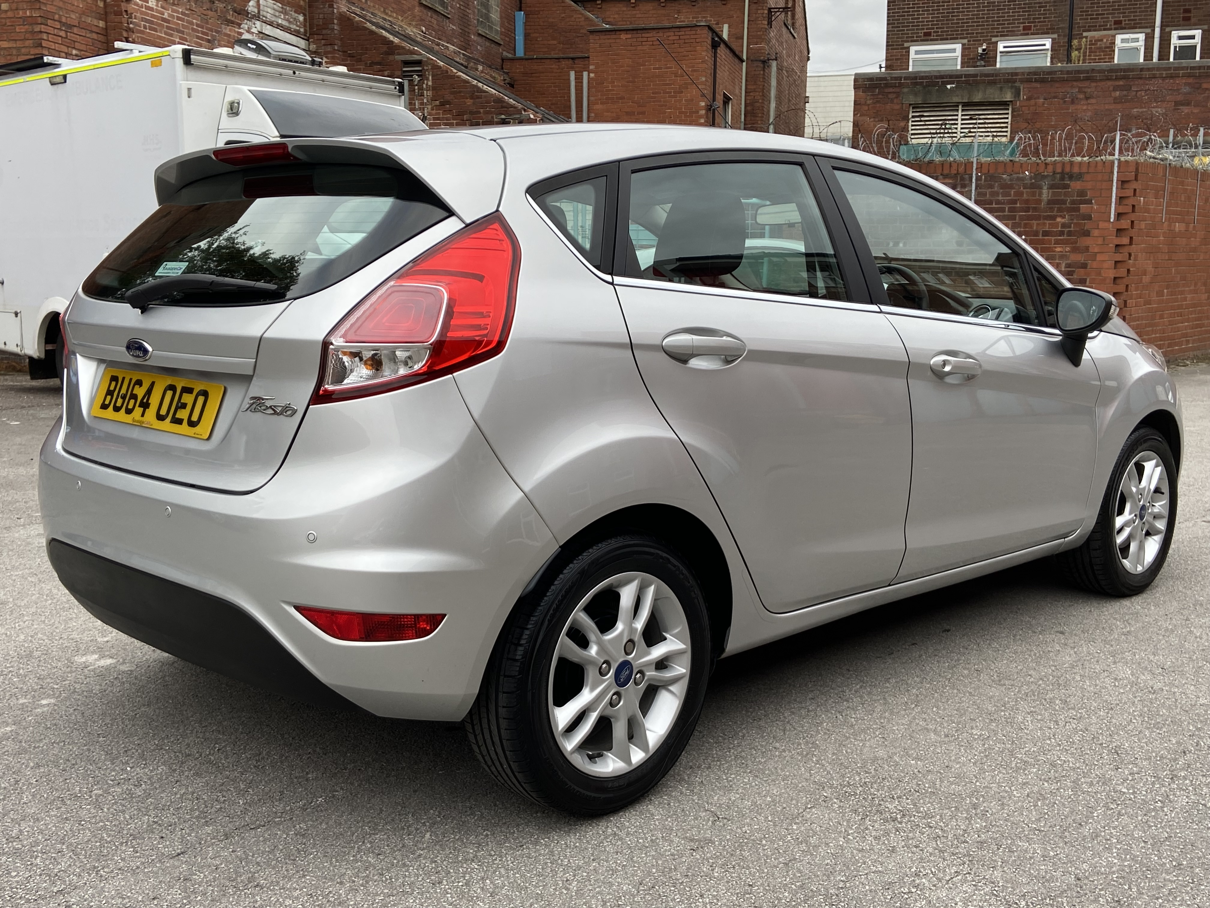 additional car image