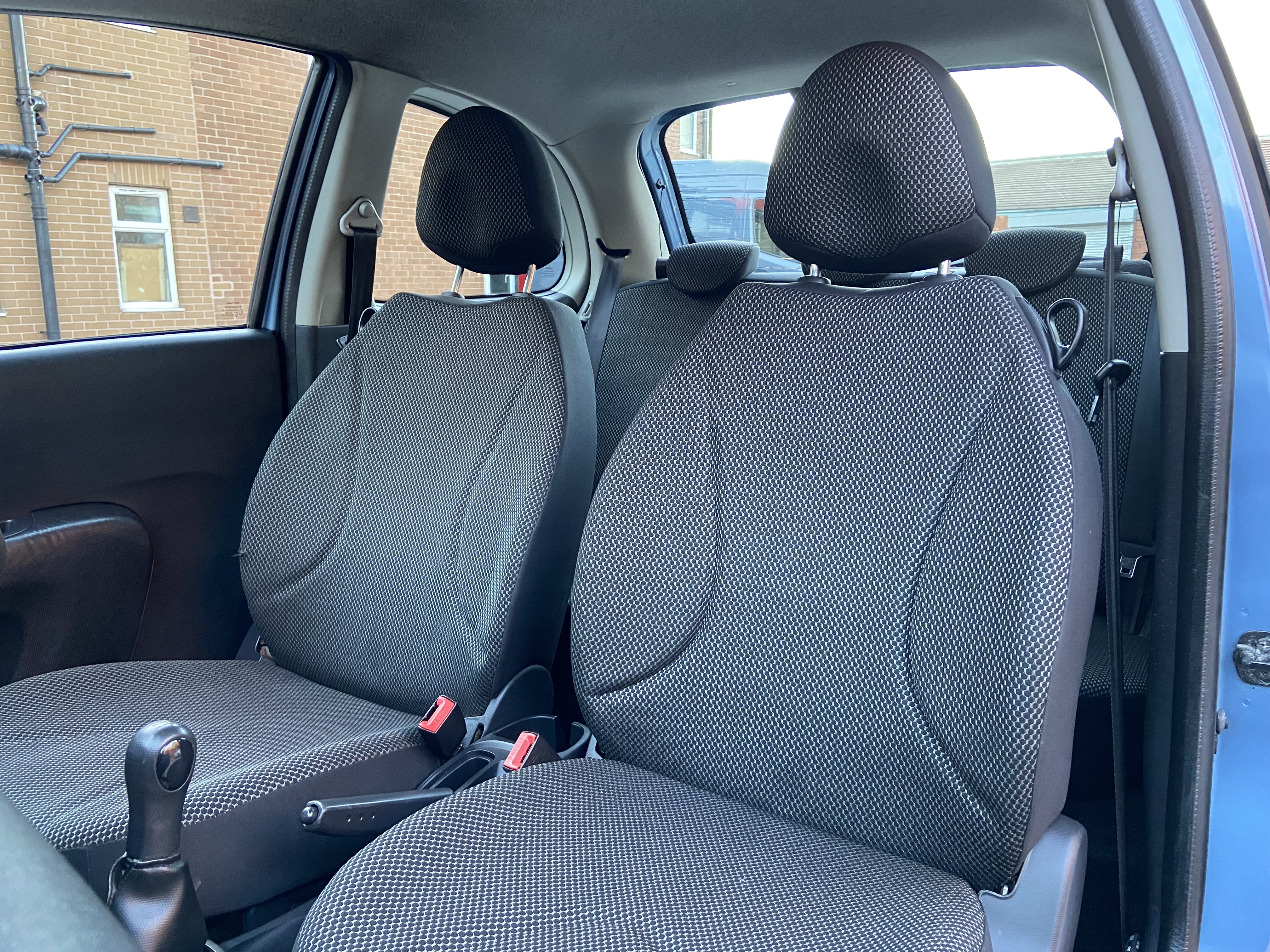 additional car image