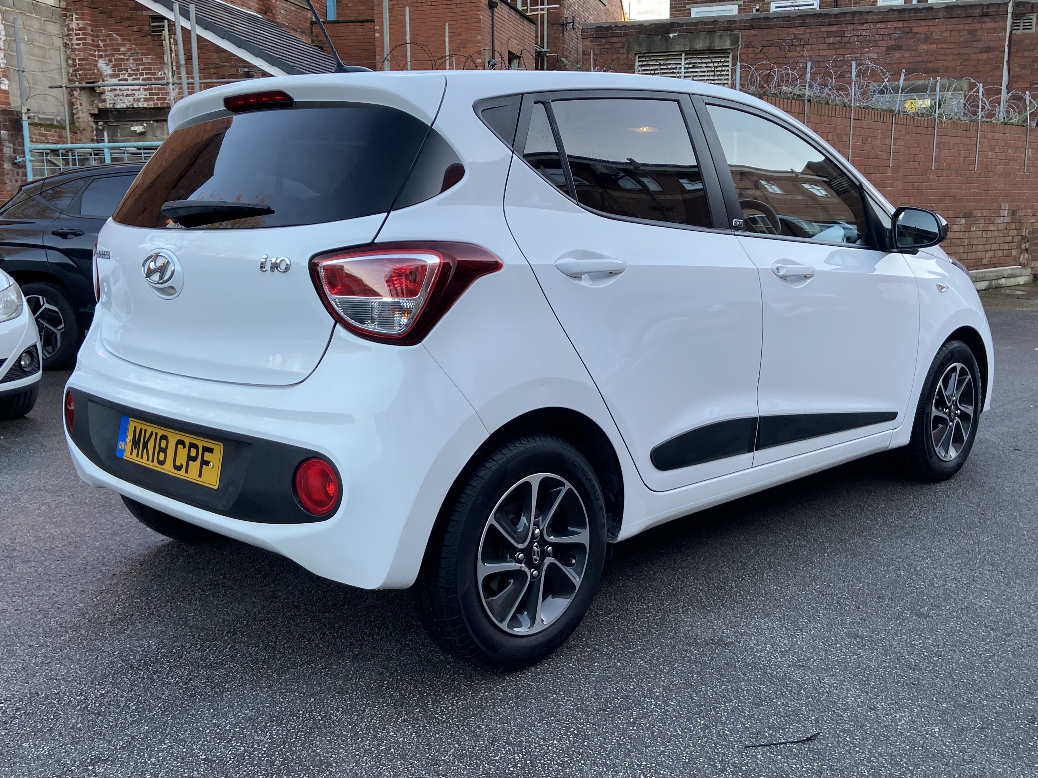 additional car image