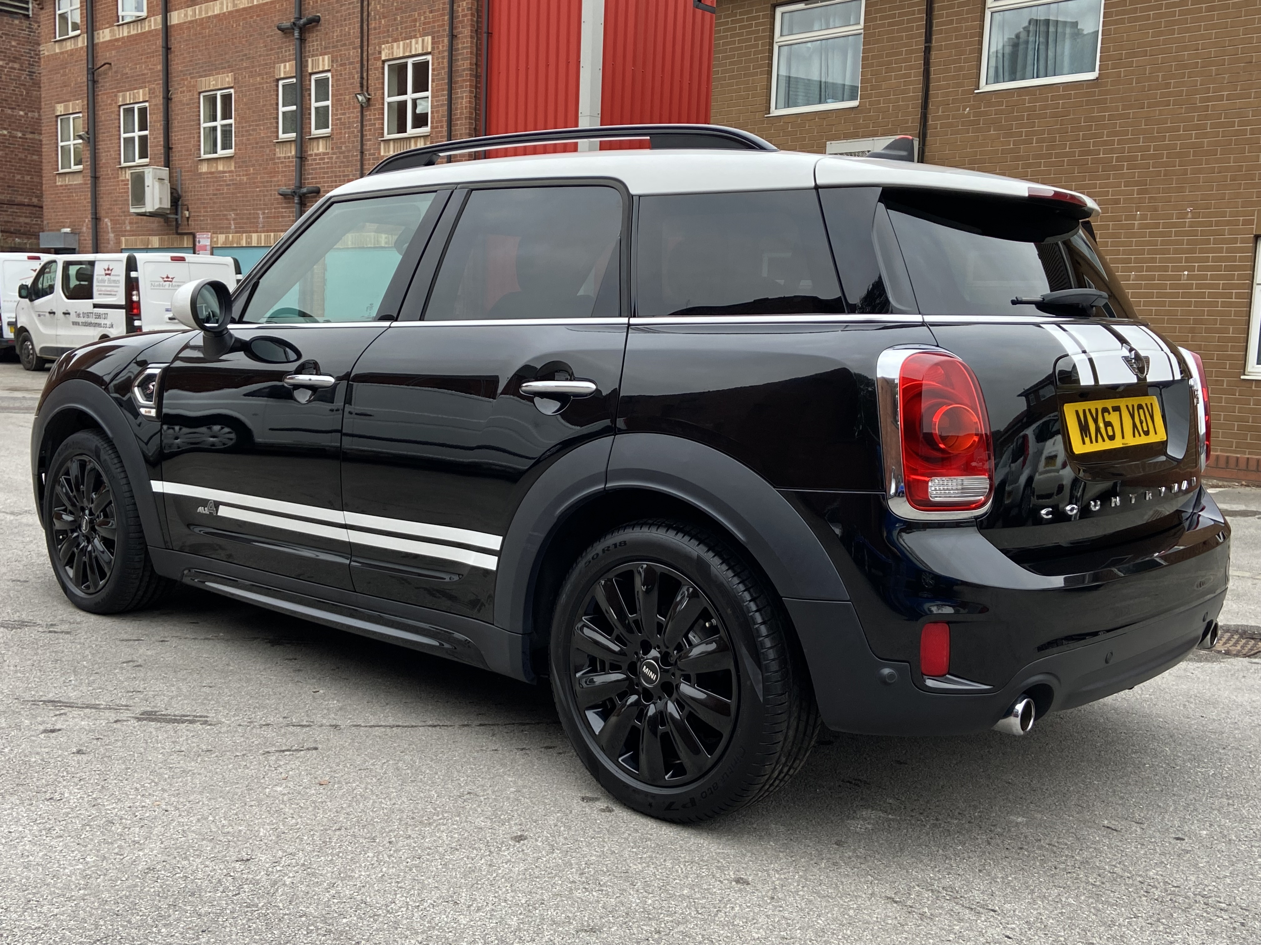 additional car image