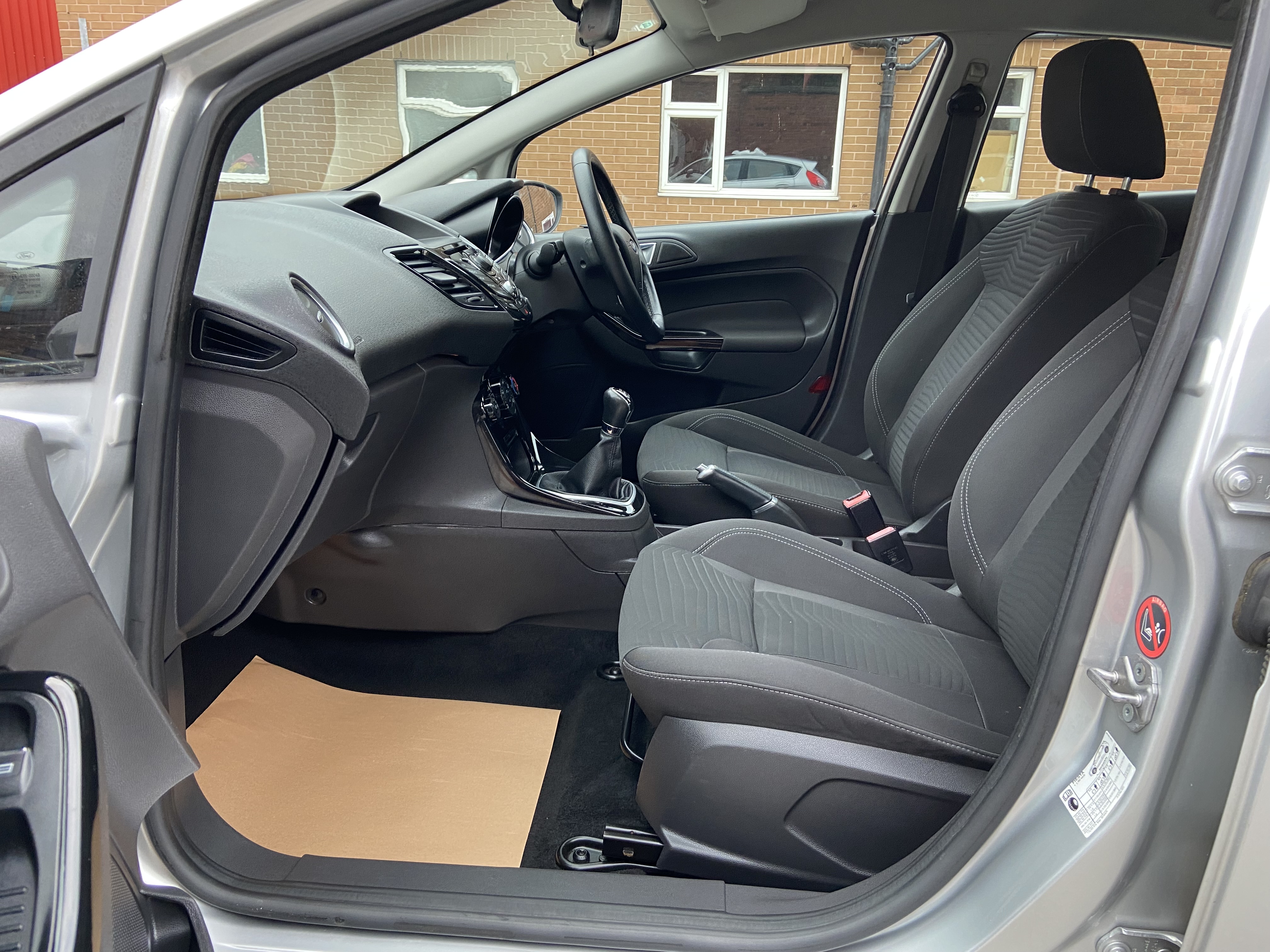 additional car image
