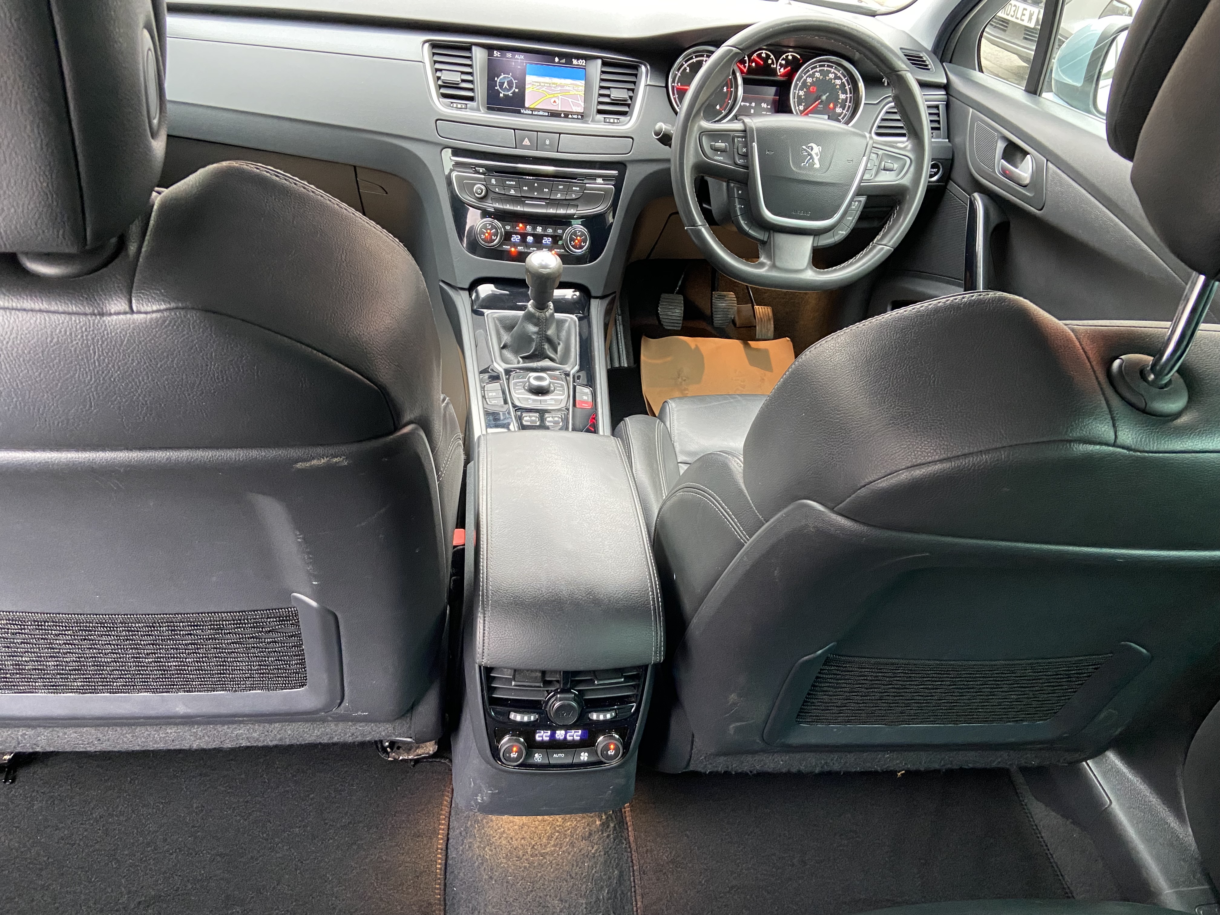 additional car image