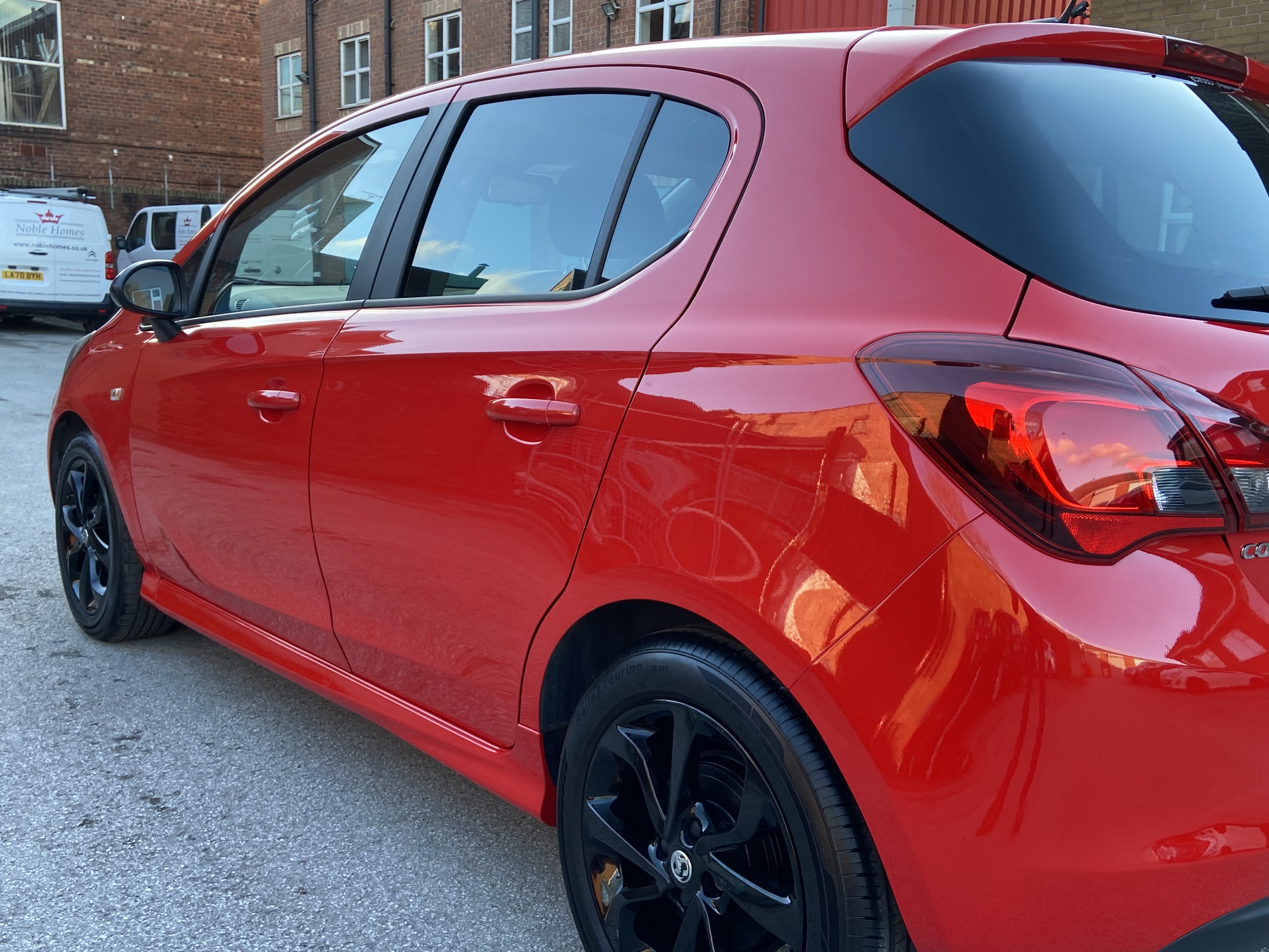 additional car image