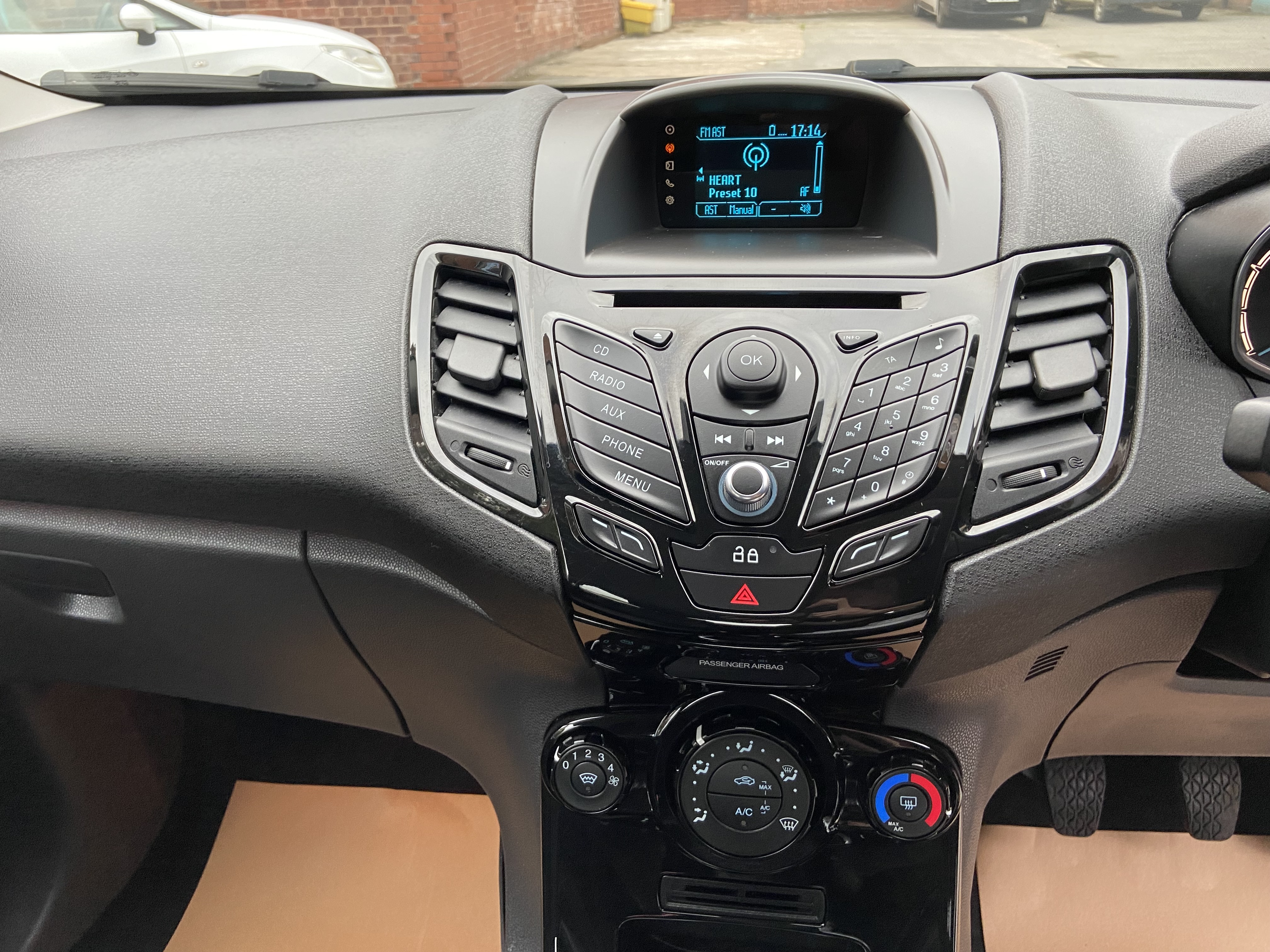 additional car image