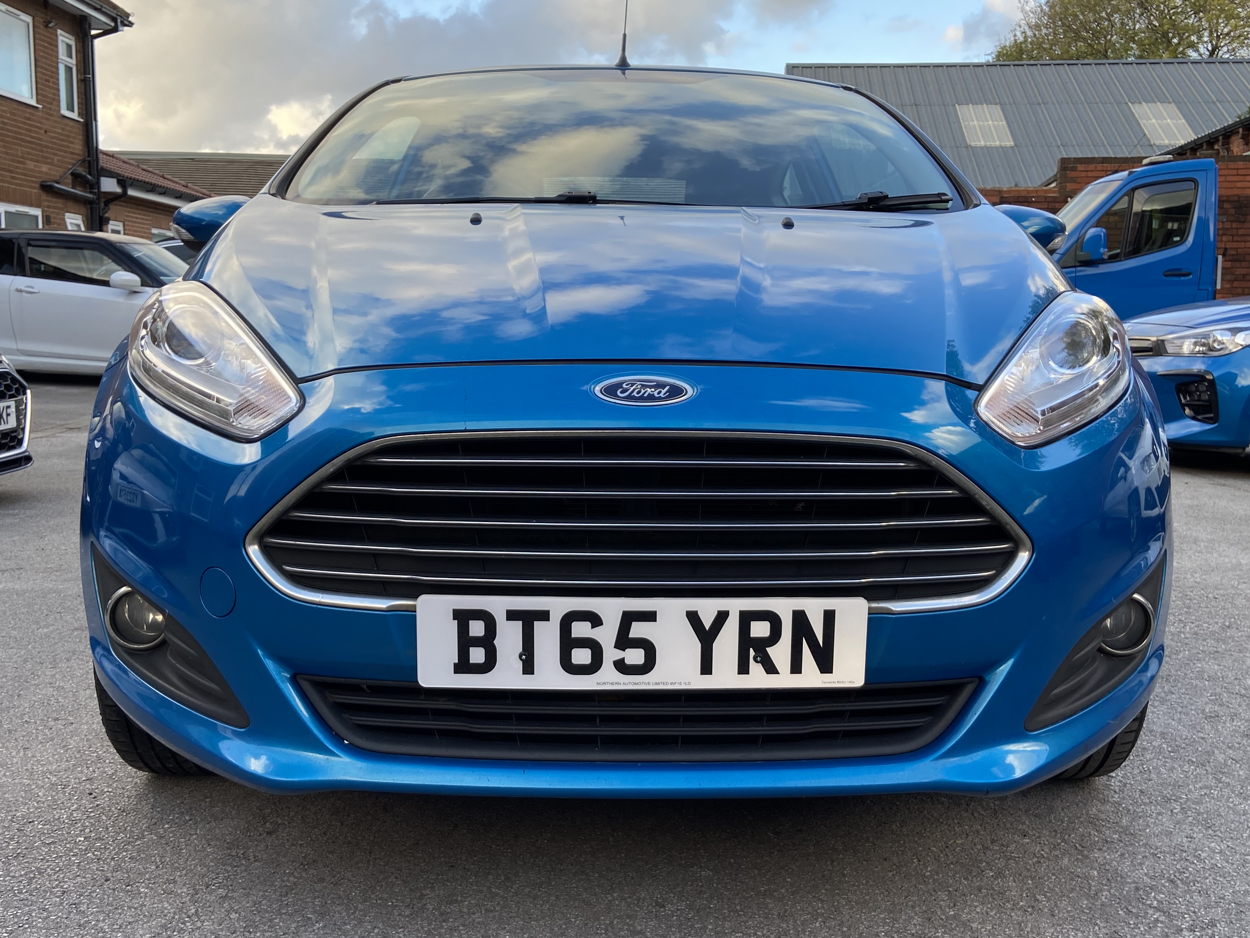 additional car image