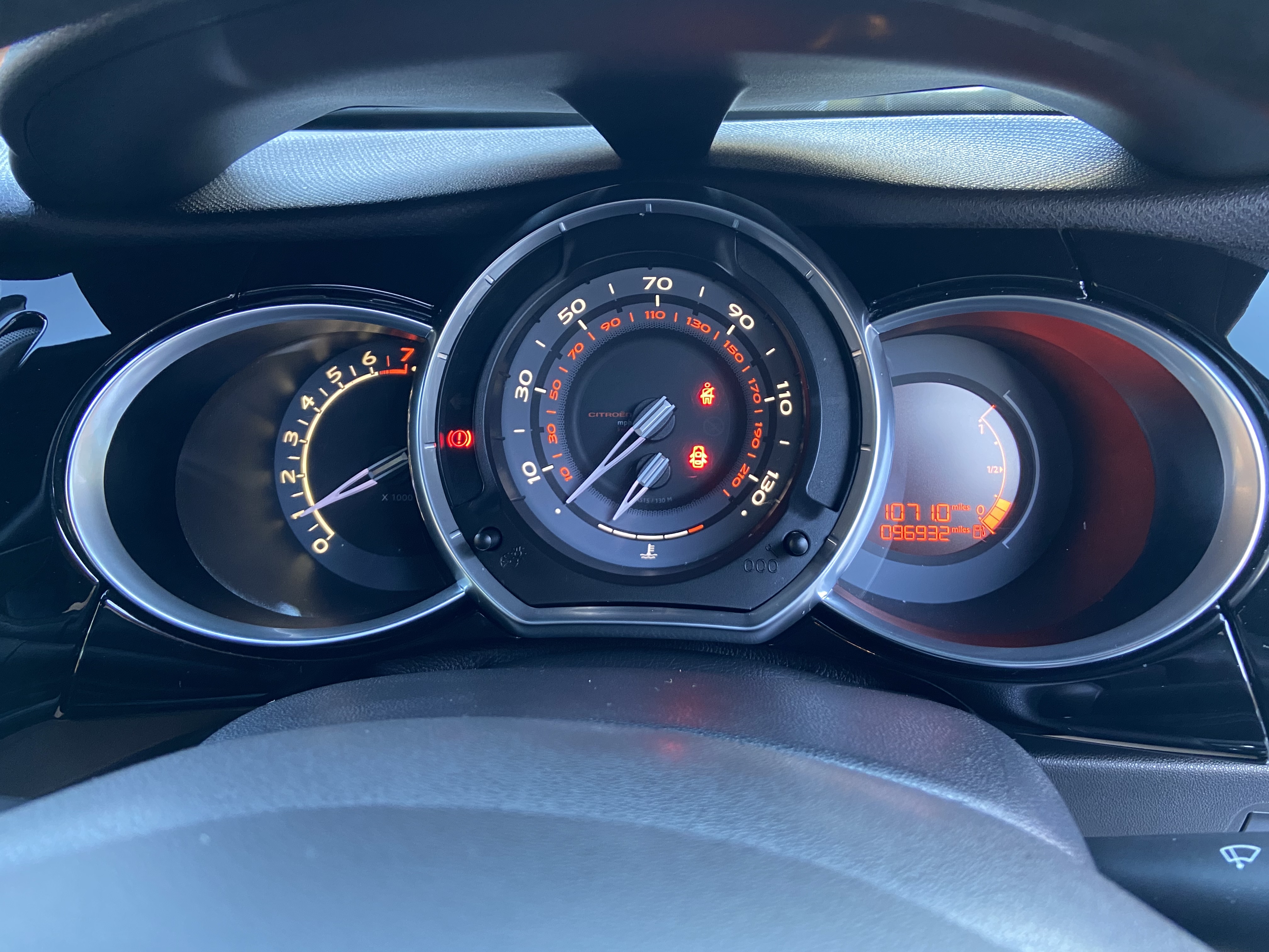 additional car image